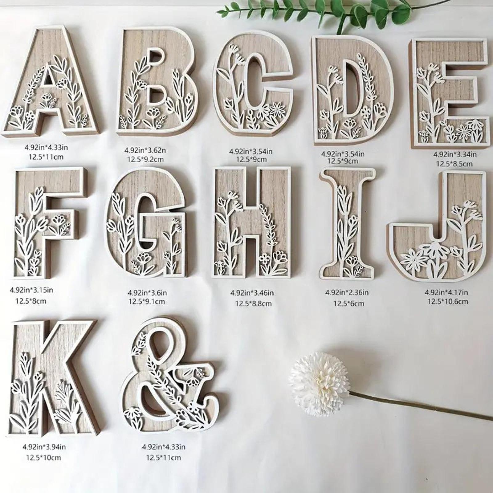 English Letters Statue Creativ - Art Craft Hotel 评论和价格
