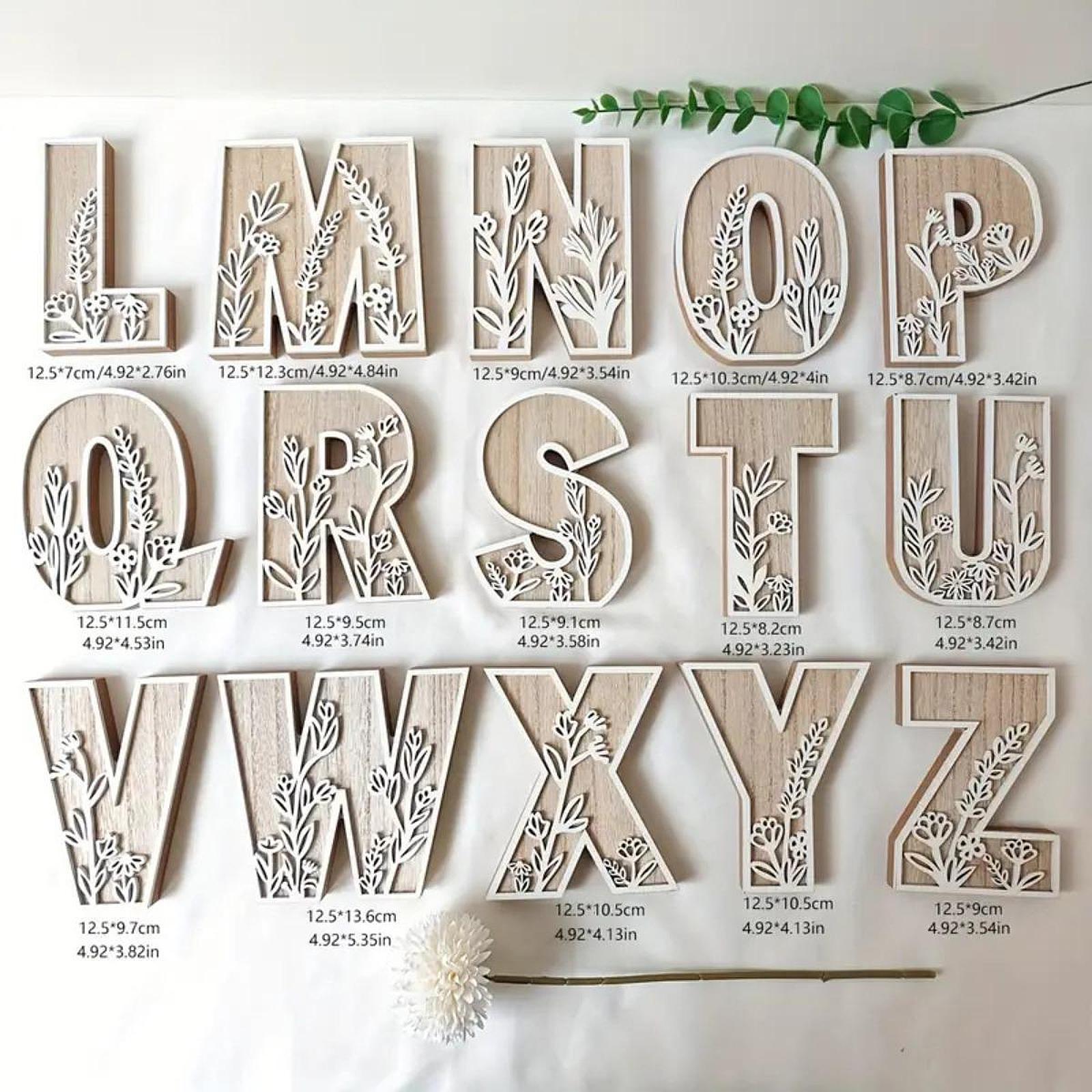 English Letters Statue Creativ - Art Craft Hotel 评论和价格