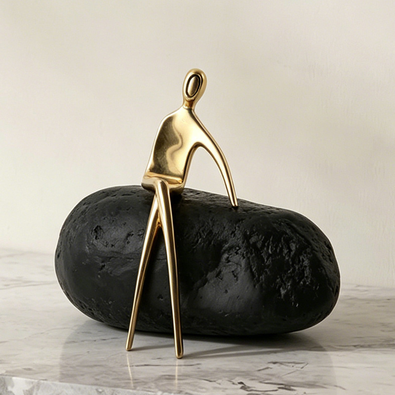 Nordic Resin Figure Sculpture  - Art Craft Hotel 评论和价格