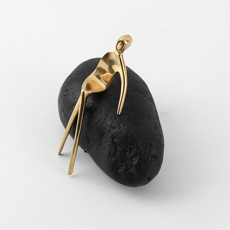 Nordic Resin Figure Sculpture  - Art Craft Hotel 评论和价格