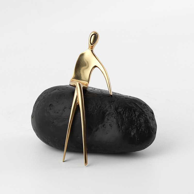 Nordic Resin Figure Sculpture  - Art Craft Hotel 评论和价格